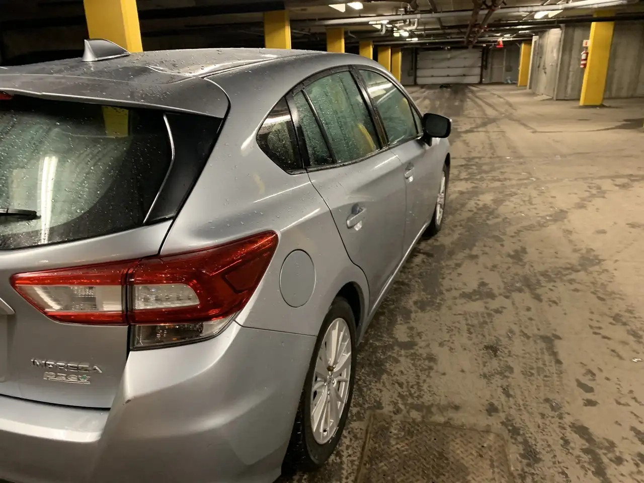 Subaru Impreza снимка Subaru Impreza