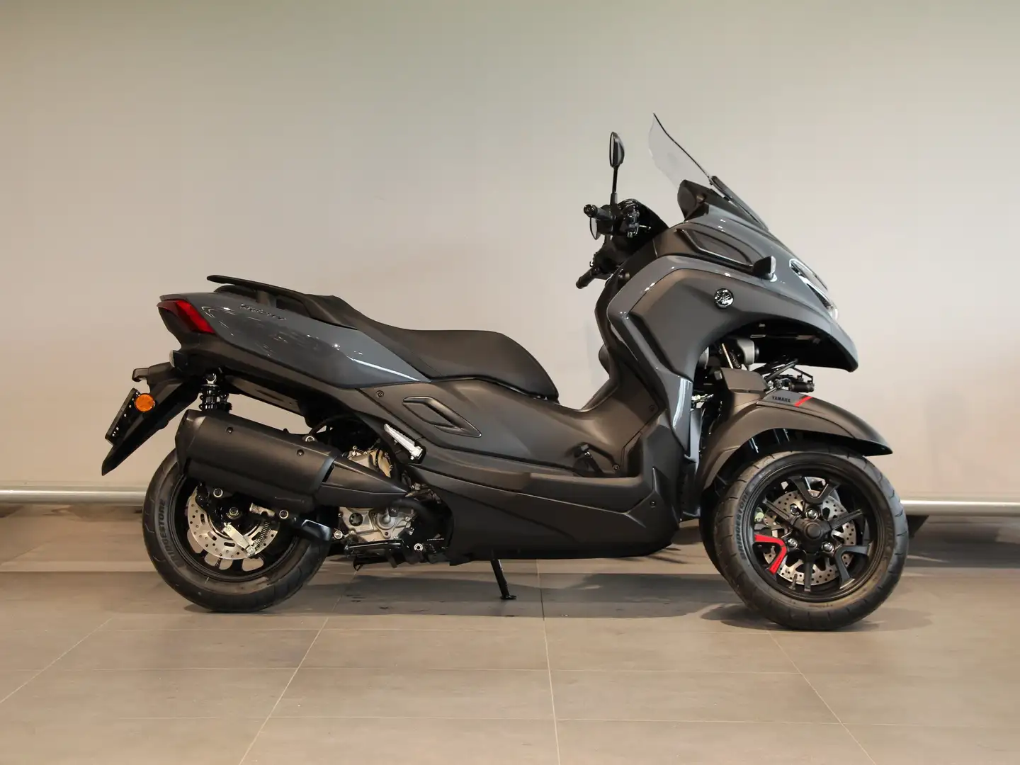 Yamaha TriCity 300 Grau - 1