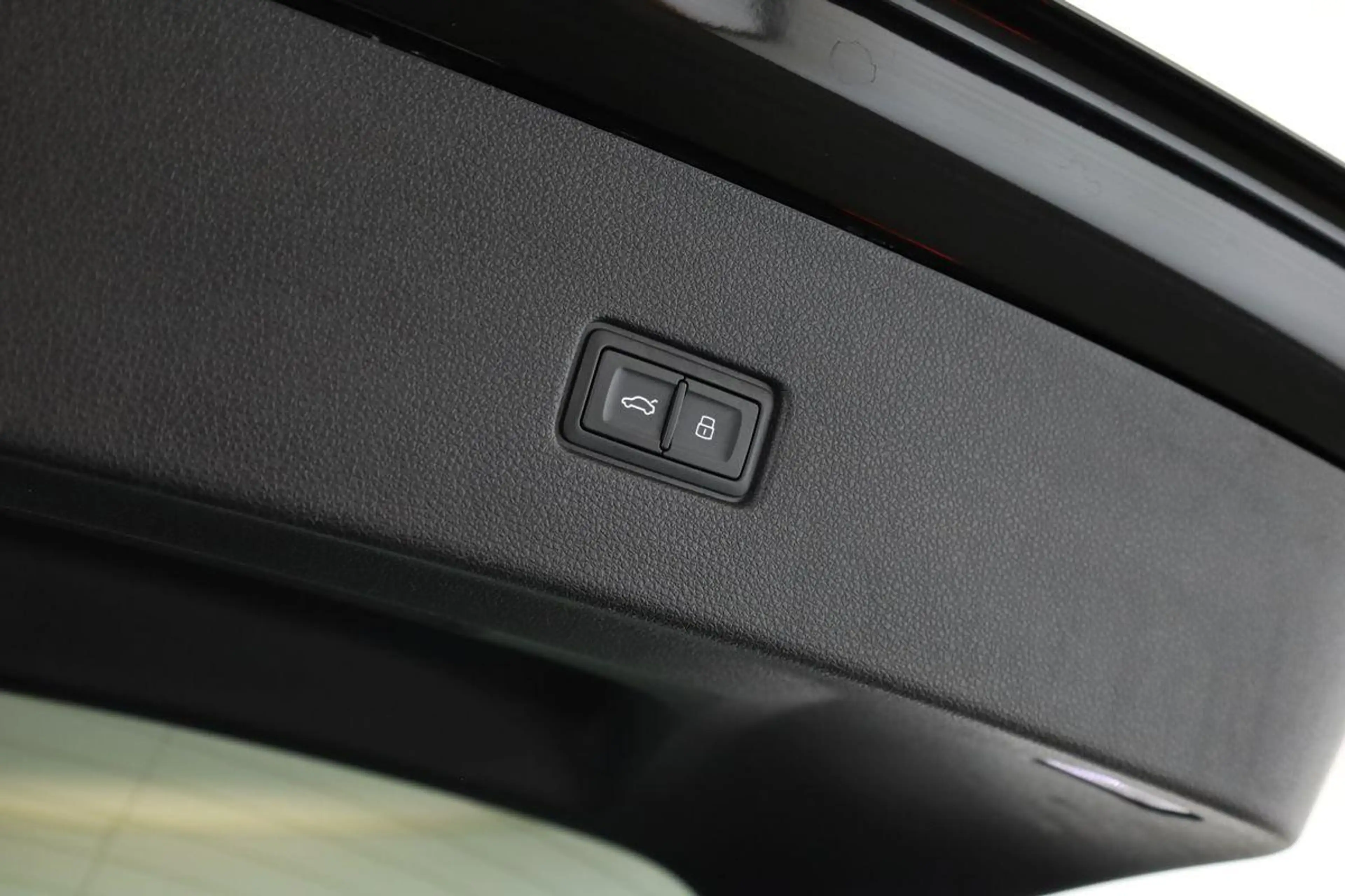 Audi SQ8 TFSI Facelift Leder Matrix Pano BangO ACC 23 — photo 11