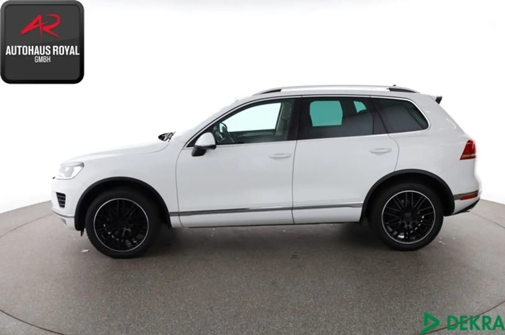 Volkswagen Touareg 3.0 V6 TDI 4M TERRAIN TECH LUFTFEDER,AHK Weiß - 2