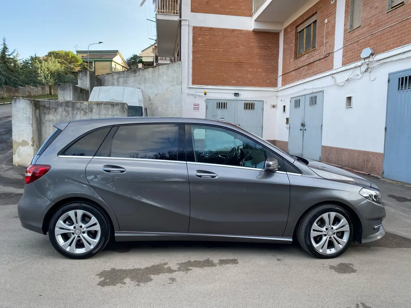 Mercedes-Benz B 200 d (cdi) Sport 4matic auto - 2