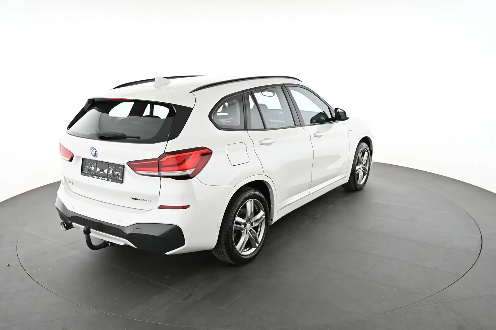 BMW X1 1.5 xDrive 25e M-Sport Pickerl NEU Weiß - 2