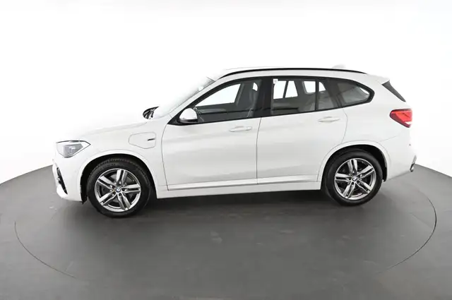 BMW X1 view 5