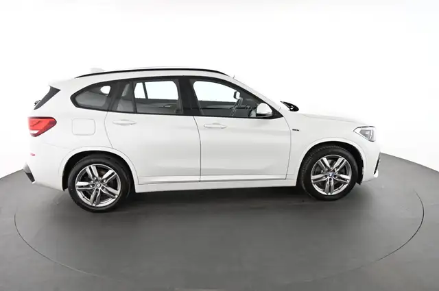 BMW X1 view 6