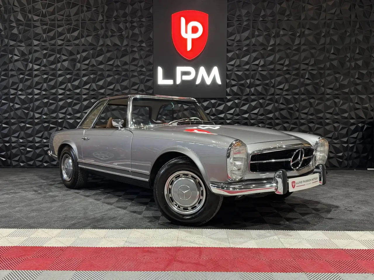 Mercedes-Benz SL 280