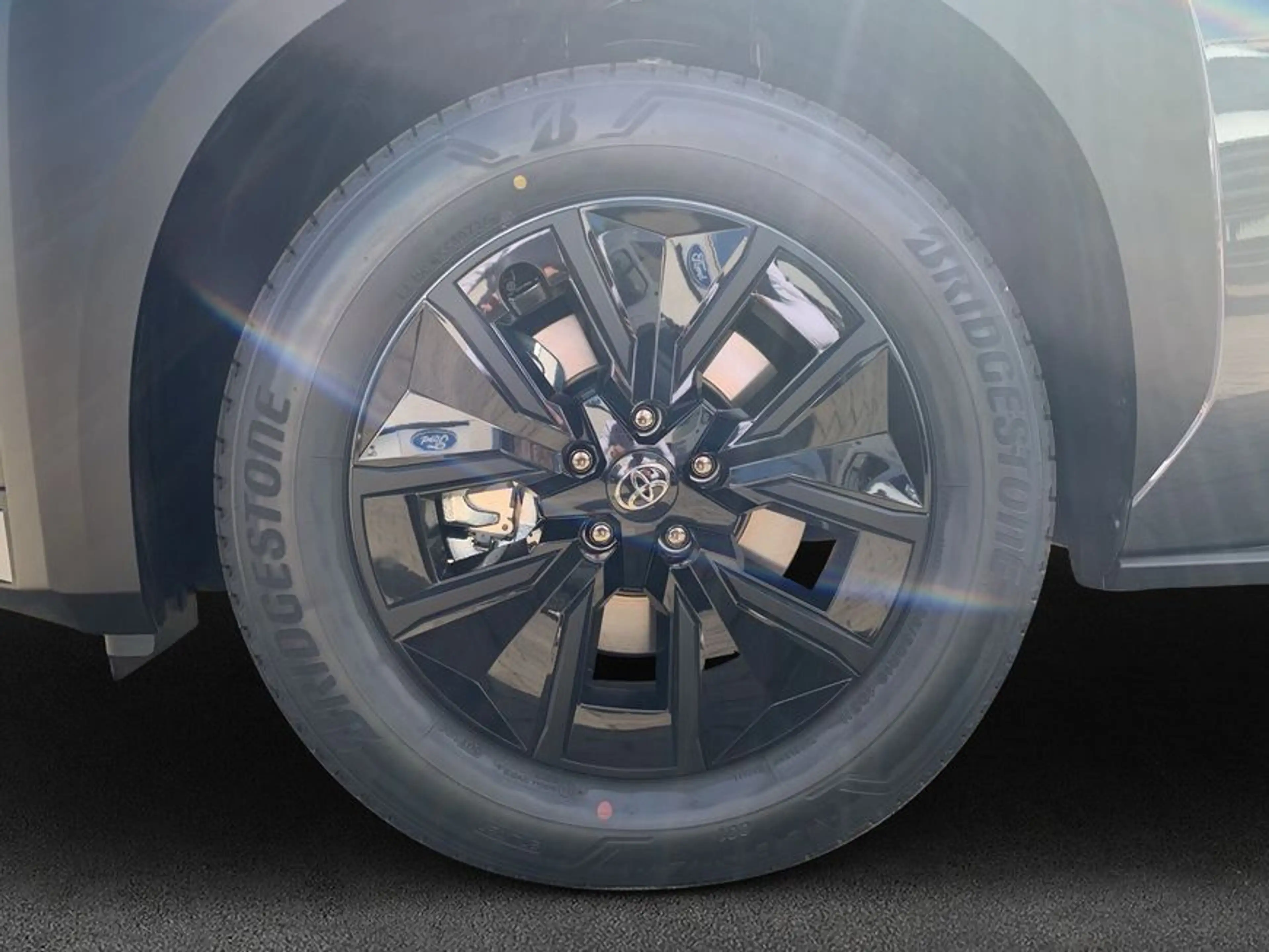 Toyota bZ4X Touring Teamplayer 165 kW — photo 8