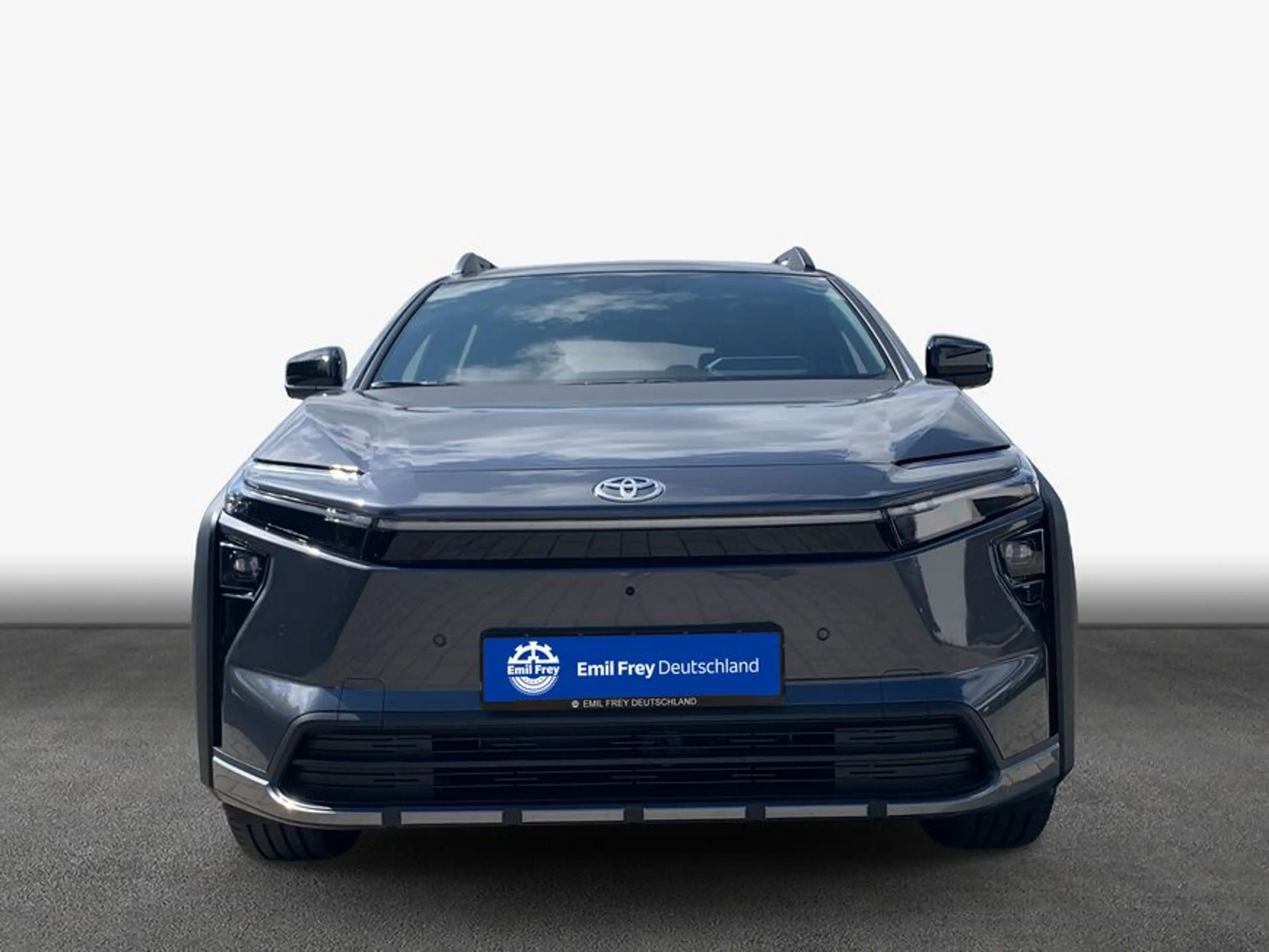 Toyota bZ4X Touring Teamplayer 165 kW — photo 3