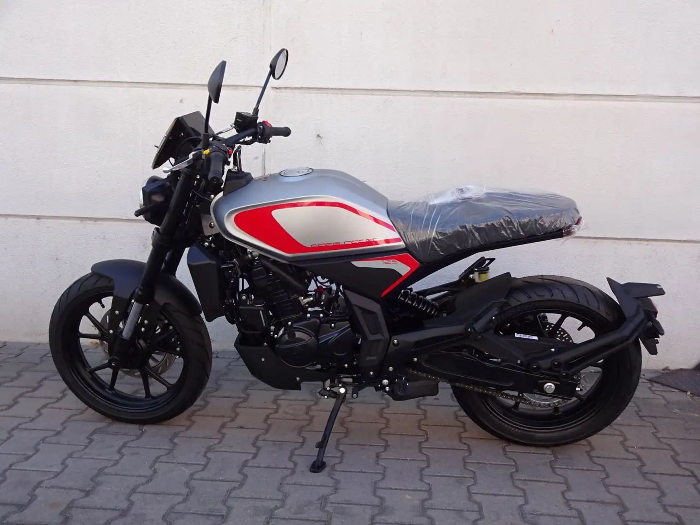 Motobi DL 125 Cafe Racer ABS EFi EURO5! (Sonderaktion)! AUF LAGE Срібний - 2