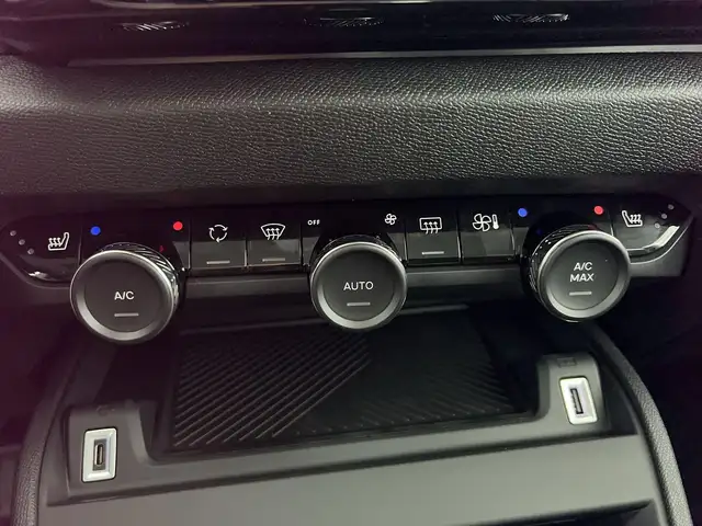 Citroen C4 view 14