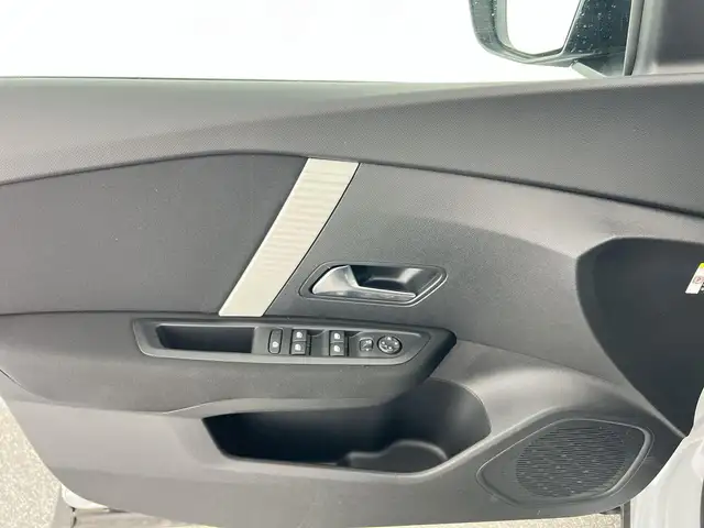 Citroen C4 view 10