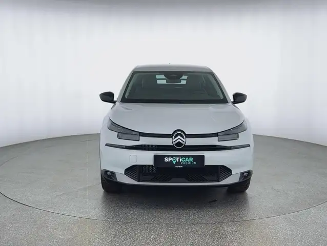 Citroen C4 view 2
