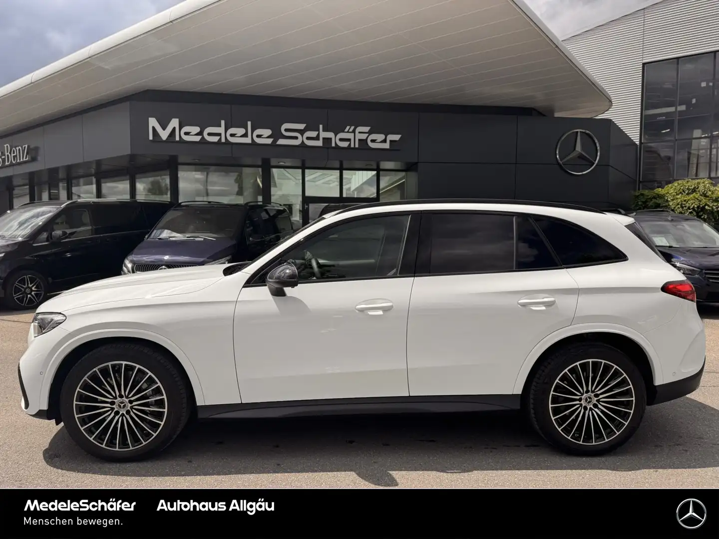 Mercedes-Benz GLC 220 GLC 220 d 4M AMG Night AHK LED Kam Ambie Distr Tel Bianco - 2