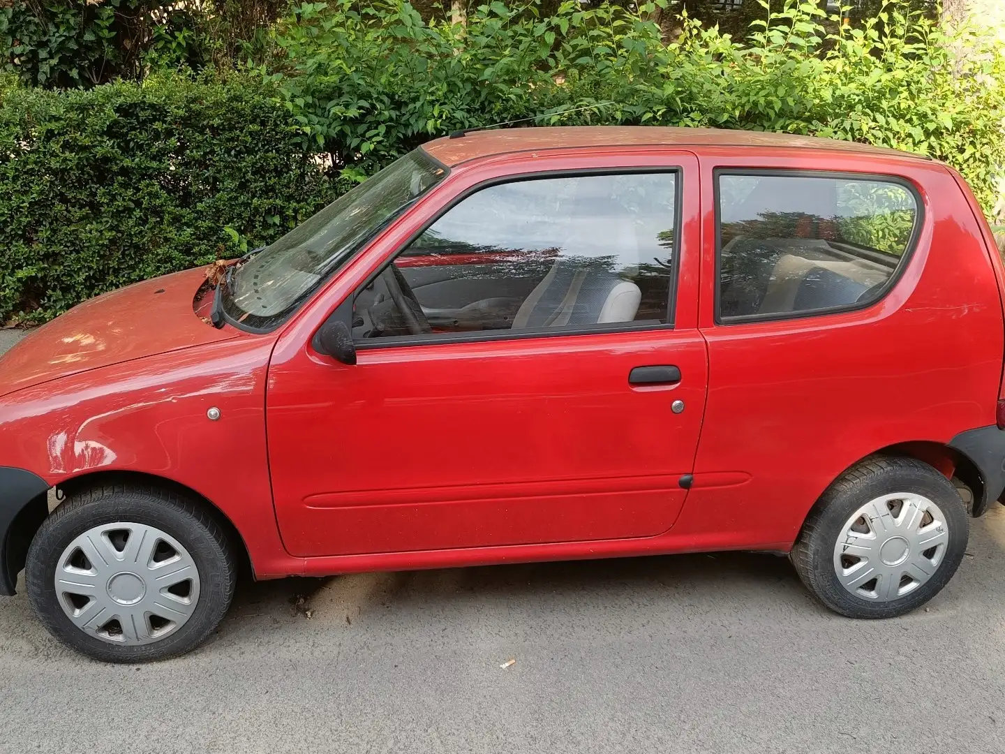 Fiat Seicento 1.1 (s) crvena - 1