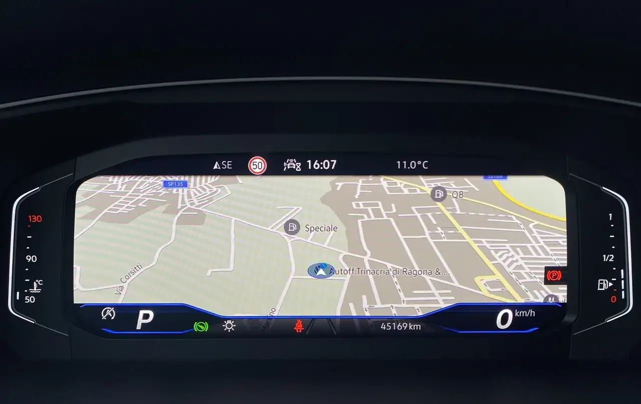 Volkswagen Tiguan R-Line 2.0 TDI 150CV DSG 12