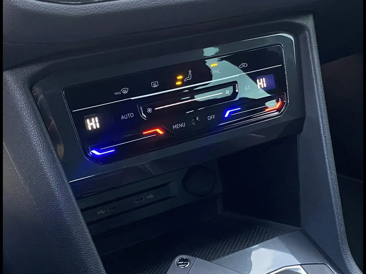 Volkswagen Tiguan R-Line 2.0 TDI 150CV DSG 15