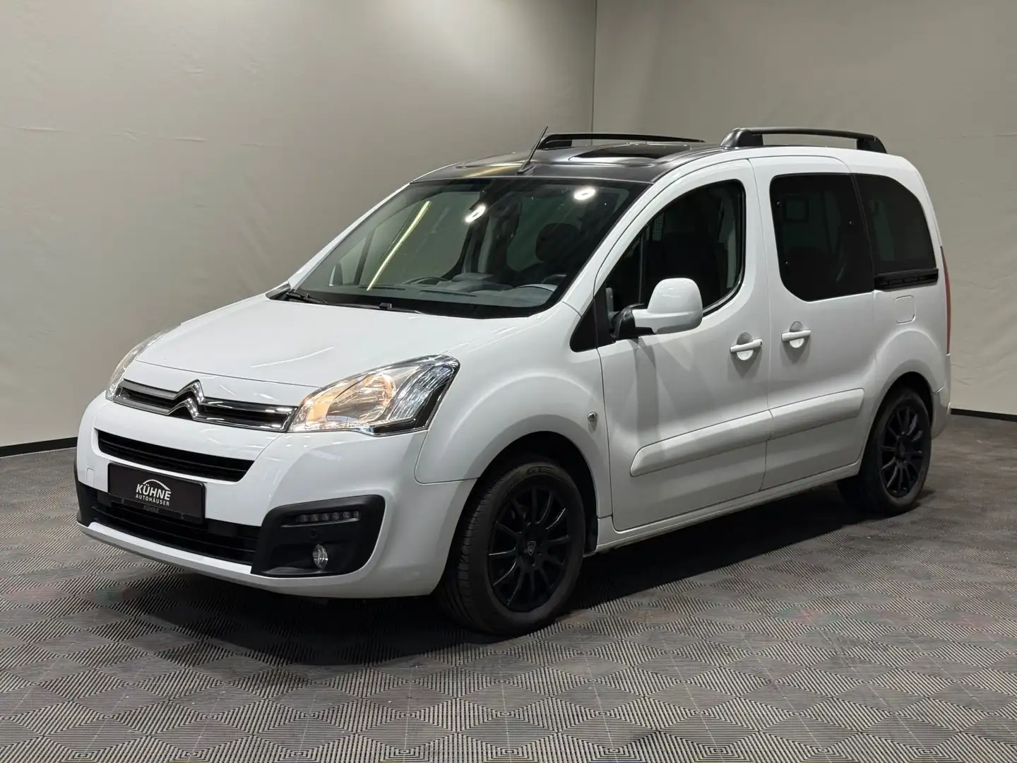 Citroen Berlingo 1.6 BlueHDi 120 FAP Shine | NUR GEWERBE Wit - 2