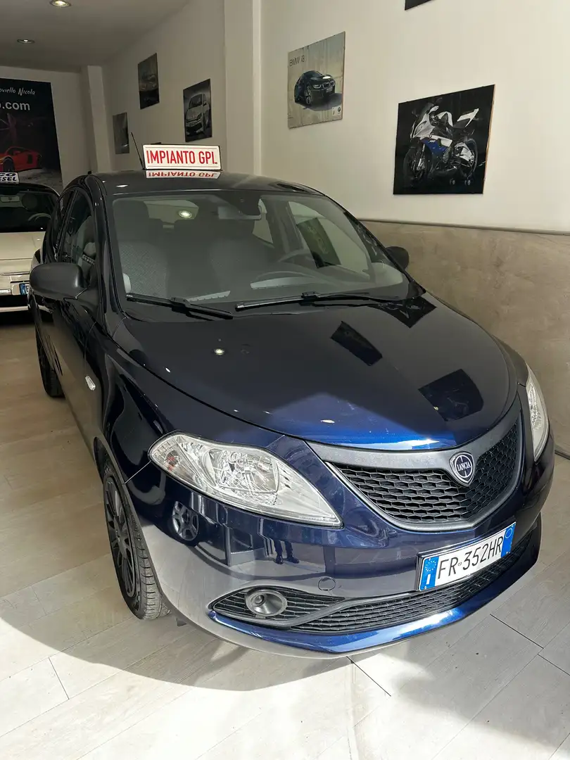 Lancia Ypsilon 1.2 Gold ecochic Gpl 69cv ElefantinoBlu Blu/Azzurro - 1