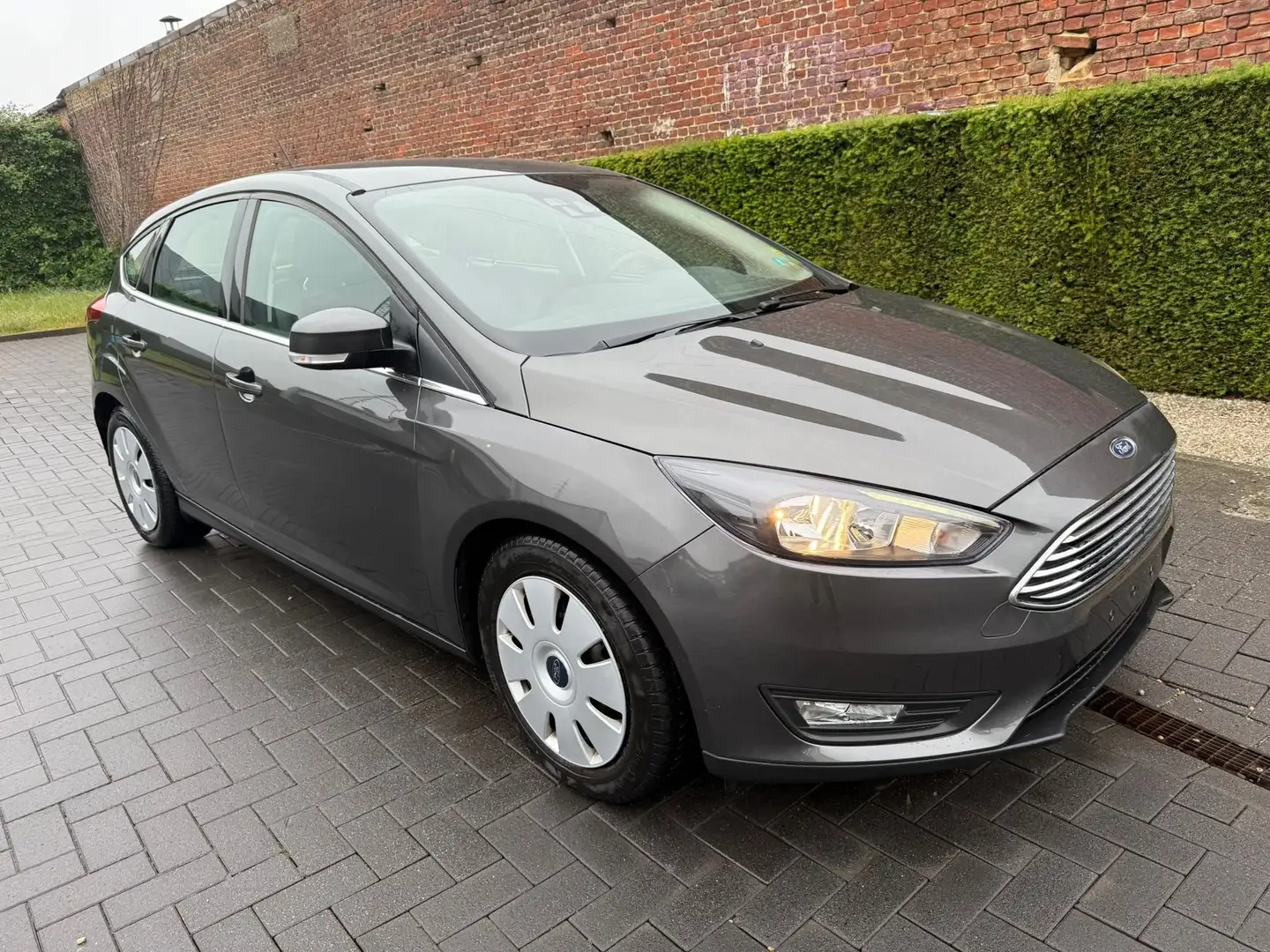 Ford Focus 1.5 EcoBoost Edition GARANTIE 12 MOIS/MAANDEN Сірий - 2