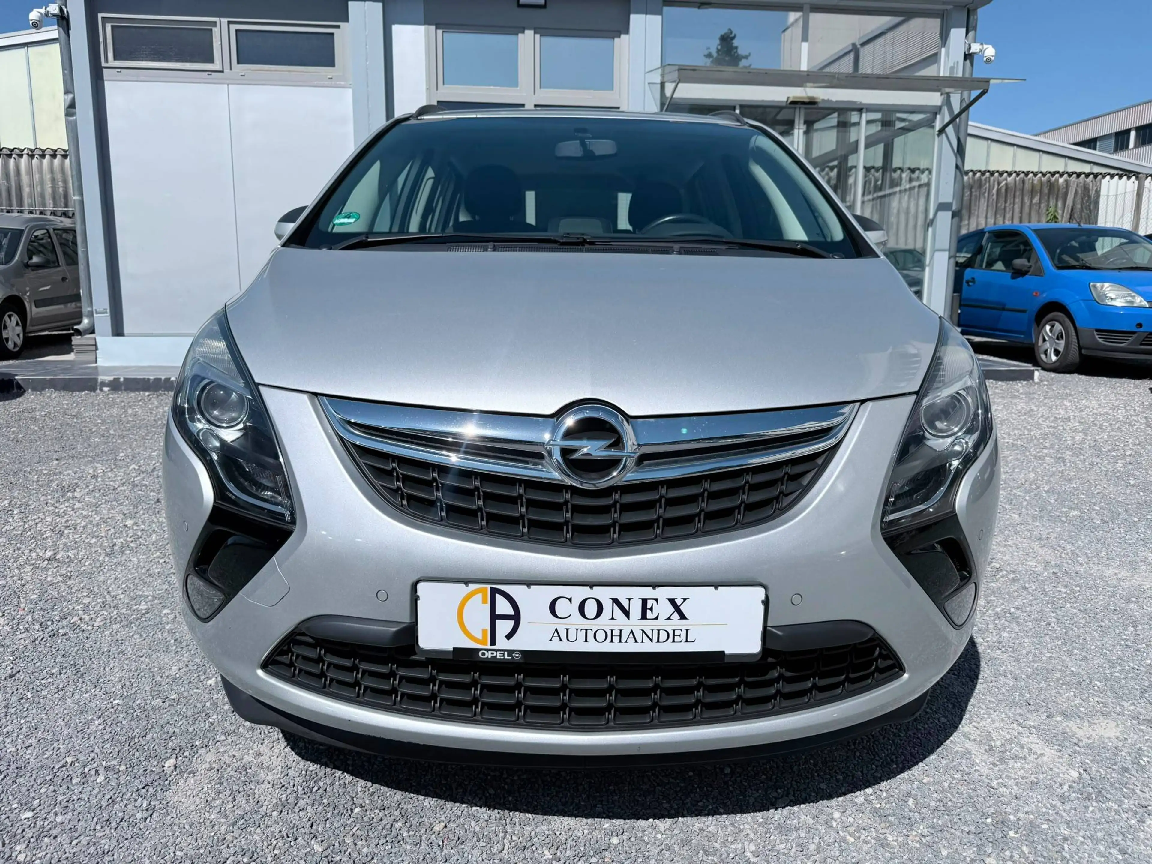 Opel Zafira Tourer Edition — photo 12