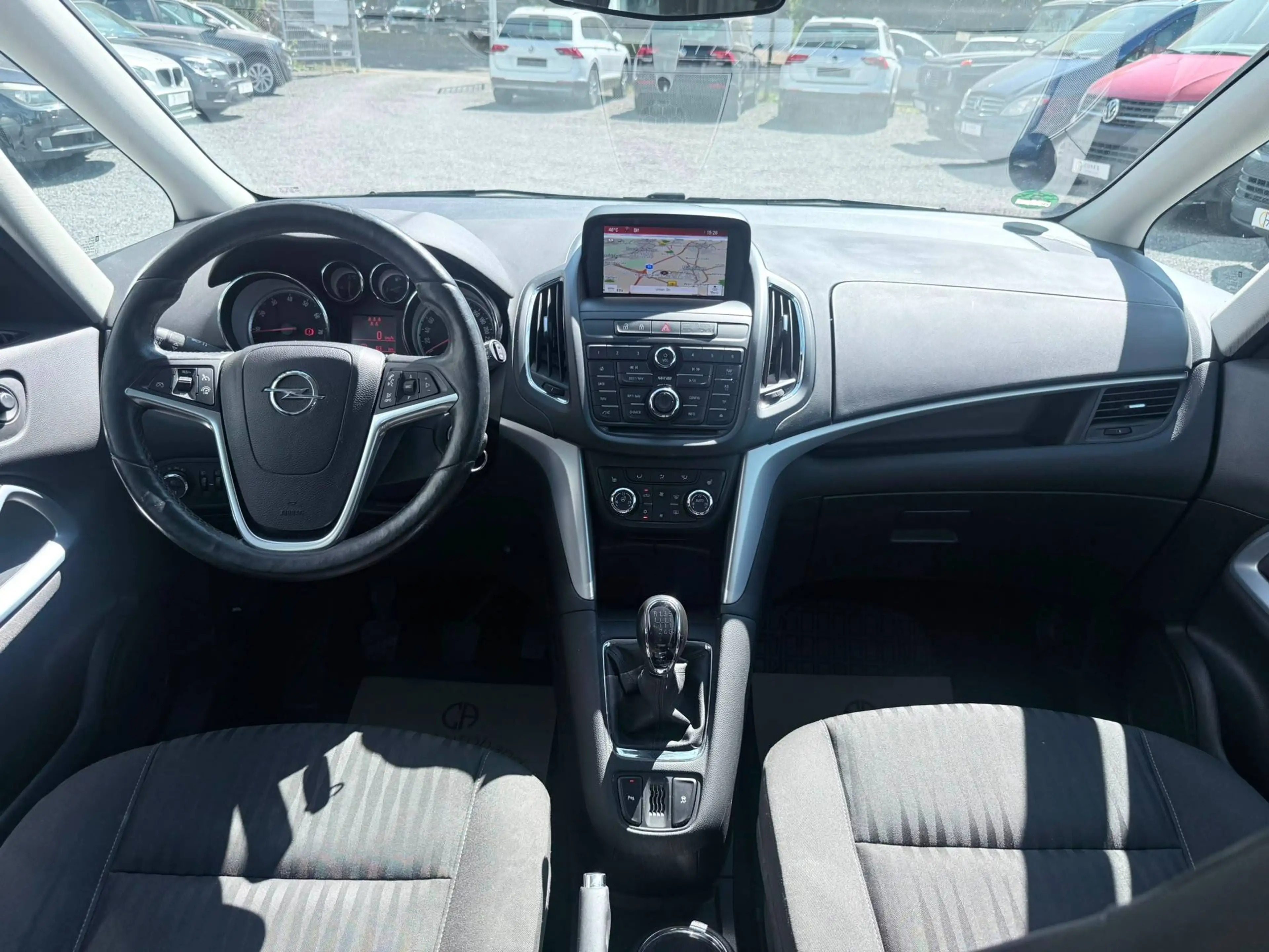 Opel Zafira Tourer Edition — photo 14