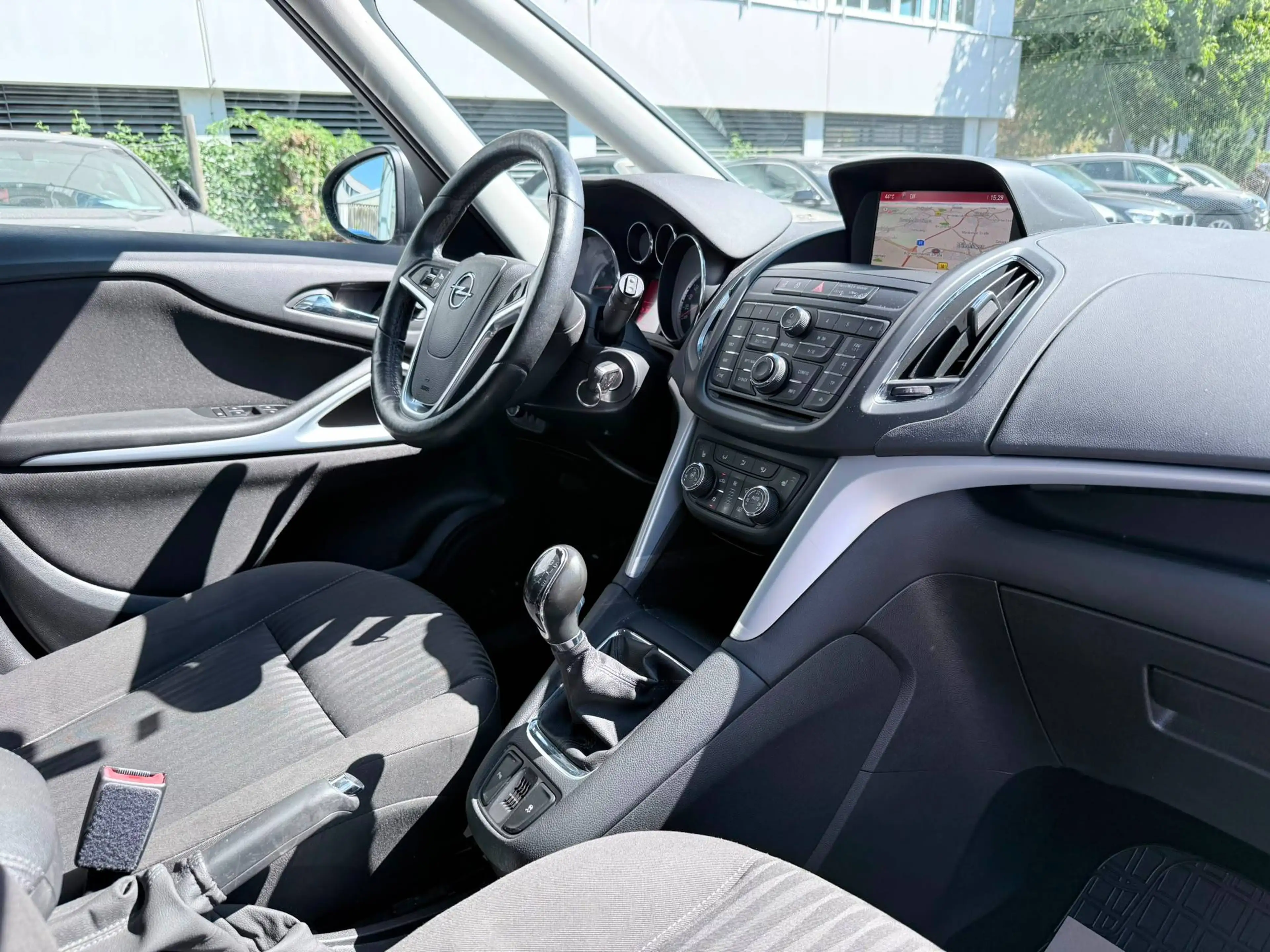 Opel Zafira Tourer Edition — photo 15