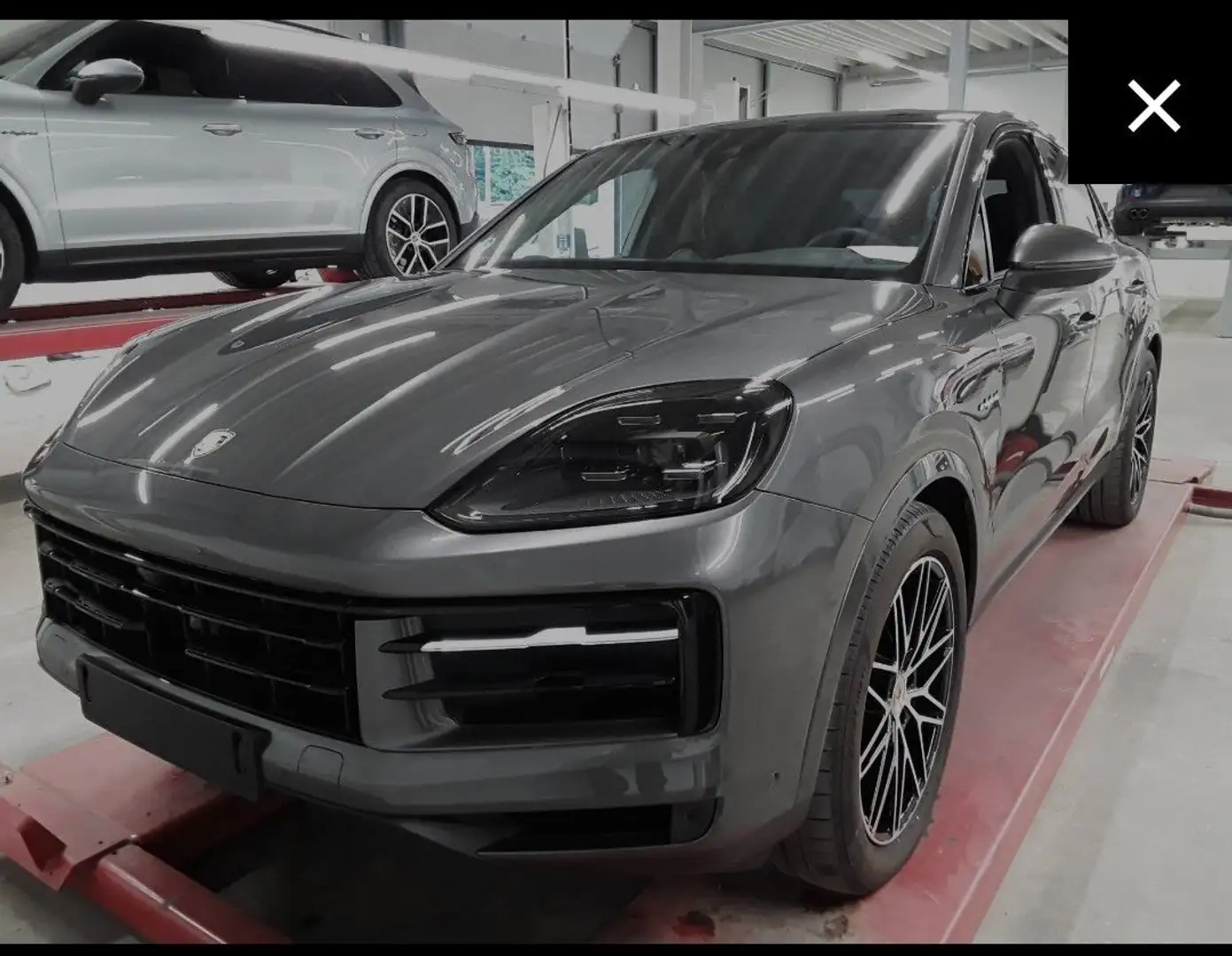 Porsche Cayenne Coupe E-Hybrid*Luft*BOSE*14 Wege*AHK*ACC Grau - 1