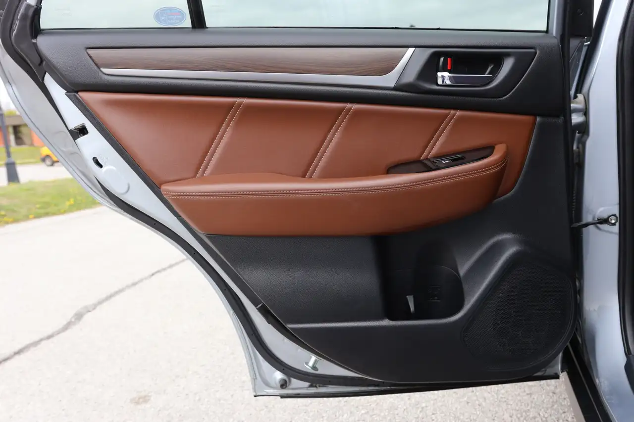 Subaru OUTBACK снимка Subaru OUTBACK