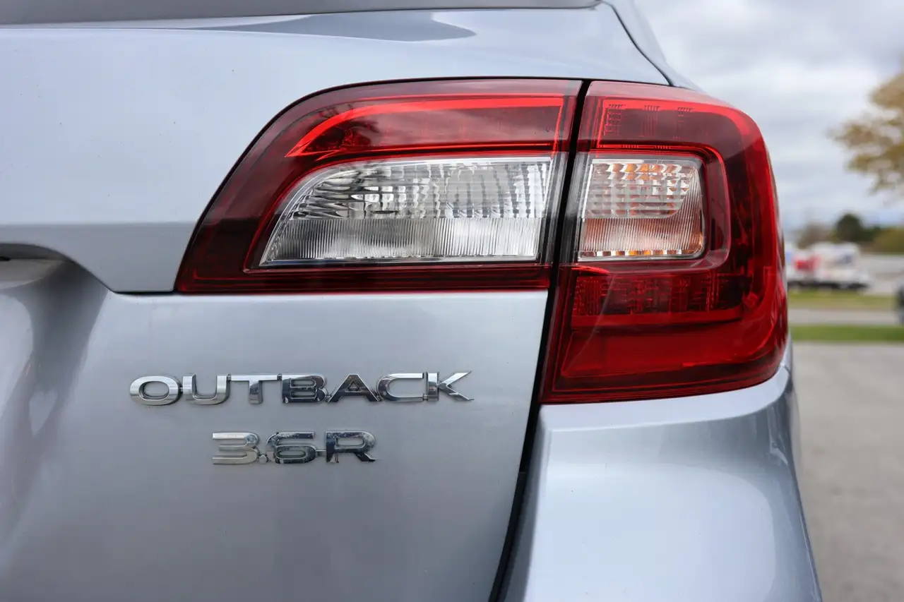 Subaru OUTBACK снимка Subaru OUTBACK