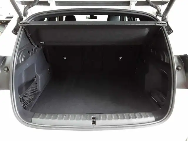 BMW Ix1 view 15