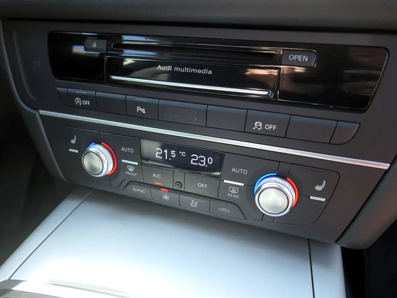 AUDI A6 QUATTRO S-LINE - 2.0 TFSI 252ch -  CAMÉRA D'AIDE AU STATIONNEMENT