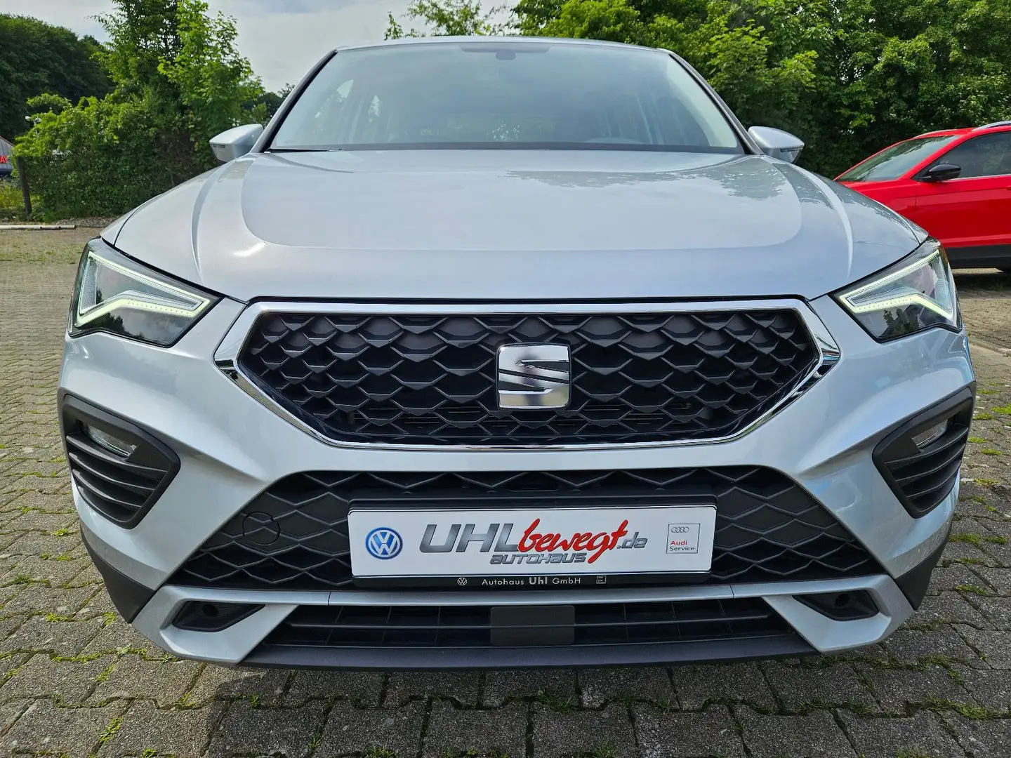 SEAT Ateca Style AHK LED Navi Bluetooth Klima Argent - 1