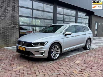 Volkswagen Passat Variant 1.4 TSI GTE Highline | Pano | VOL! |