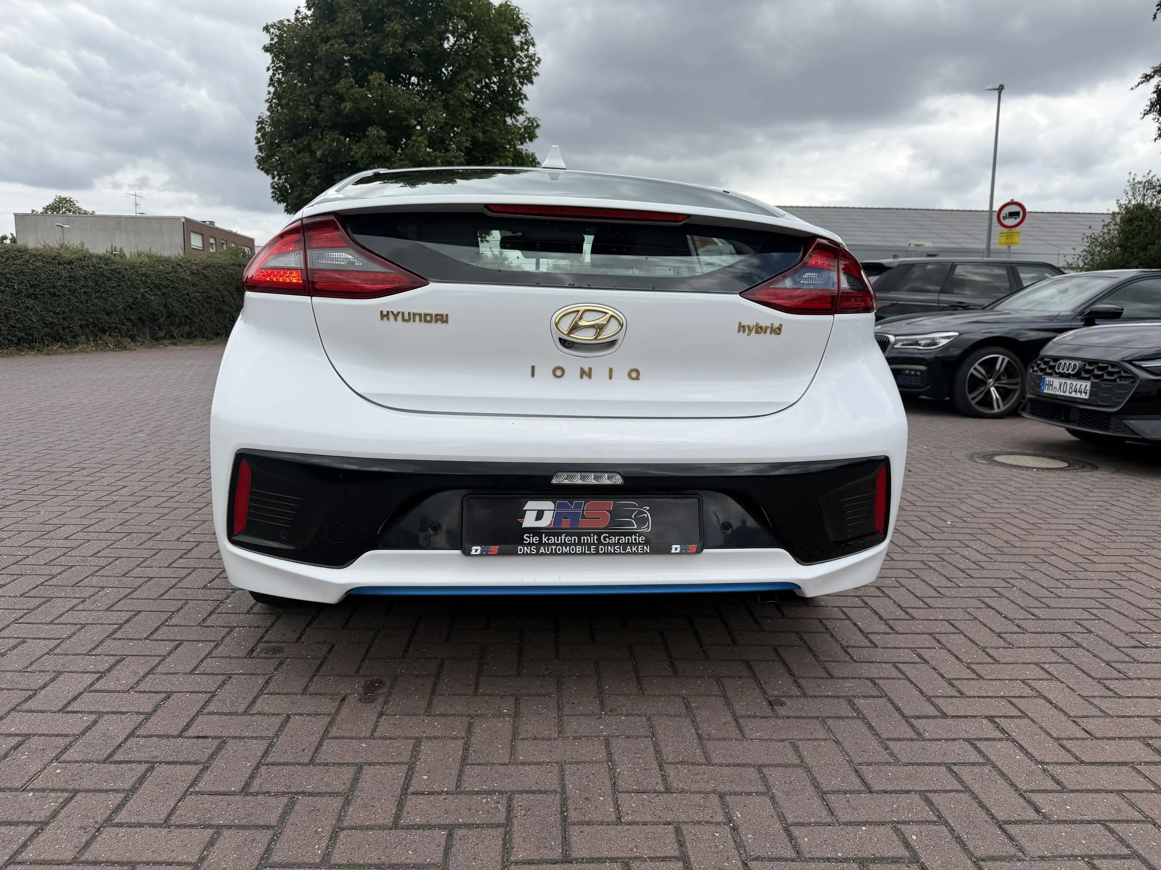 Hyundai IONIQ Style Hybrid*CarPlay*Kamera*AHK* — photo 9
