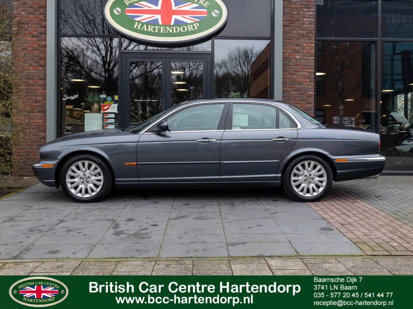 Jaguar XJ 3.5 V8 Sport Grigio - 2