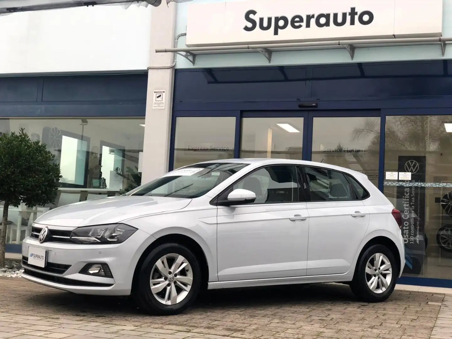 Volkswagen Polo 1.0 EVO 80 CV *CERCHI LEGA*APPCONNECT*SENSORI PARK Bianco - 2