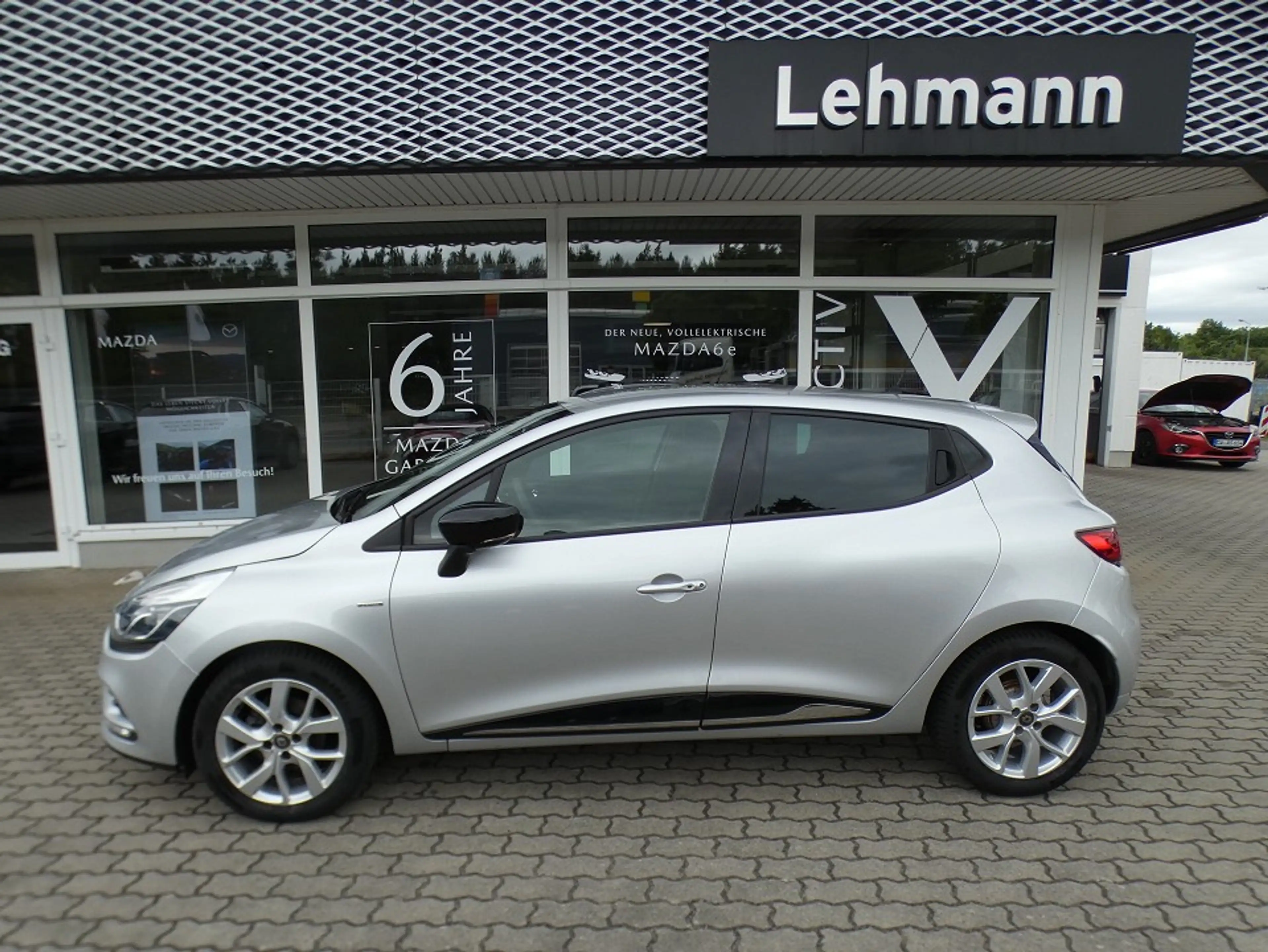 Renault Clio TCe90eco limited — photo 4