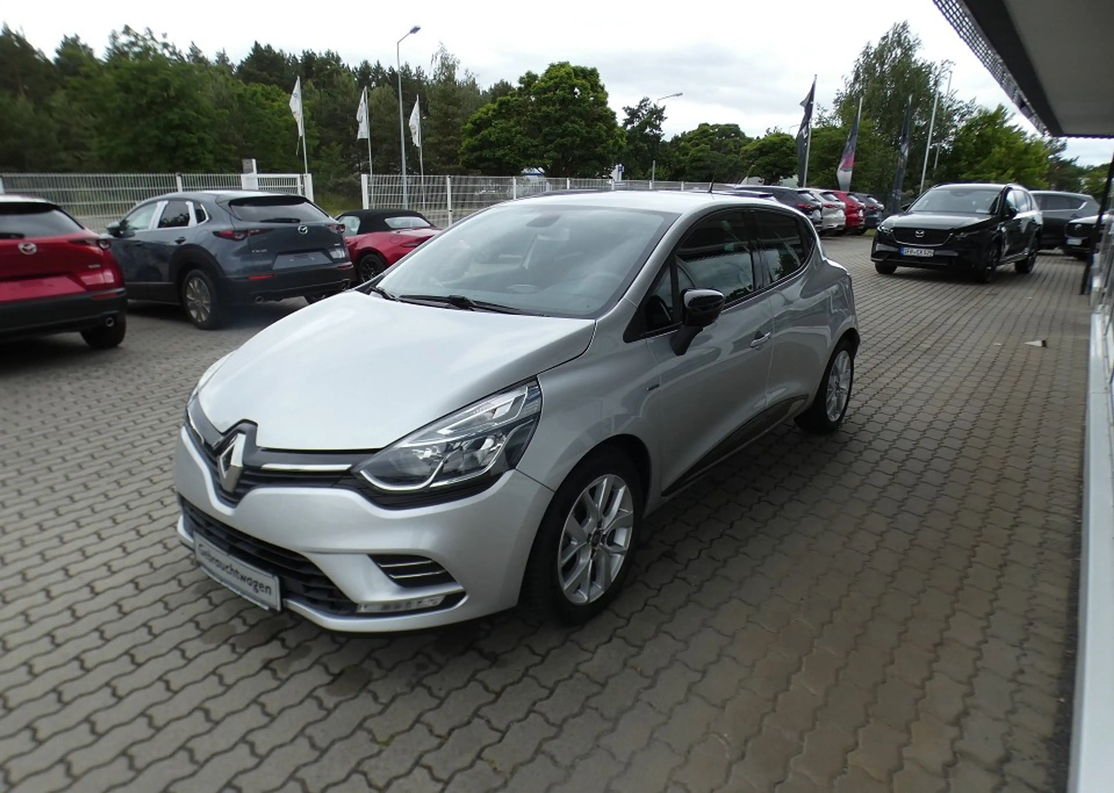 Renault Clio TCe90eco limited — photo 2