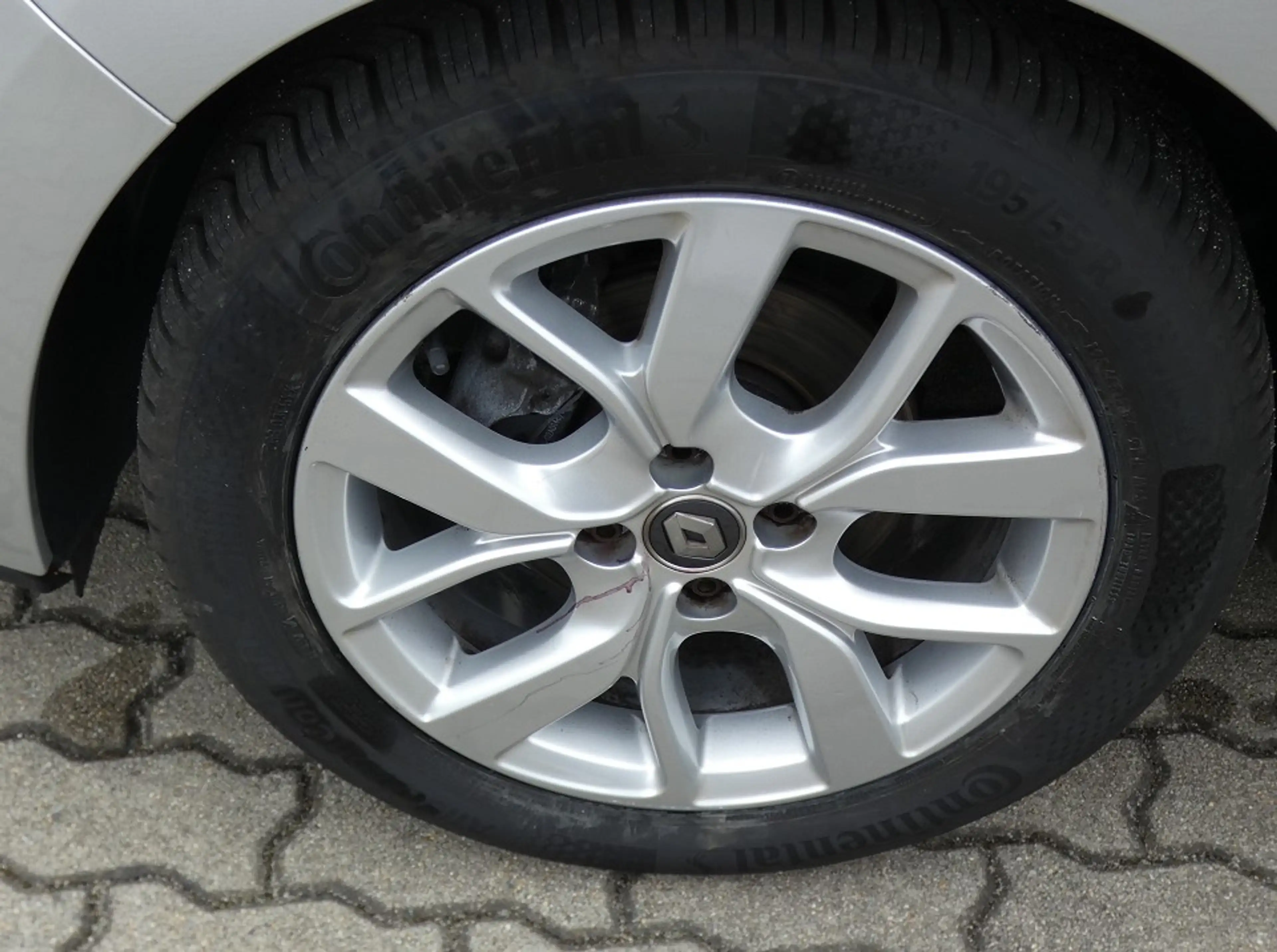 Renault Clio TCe90eco limited — photo 15