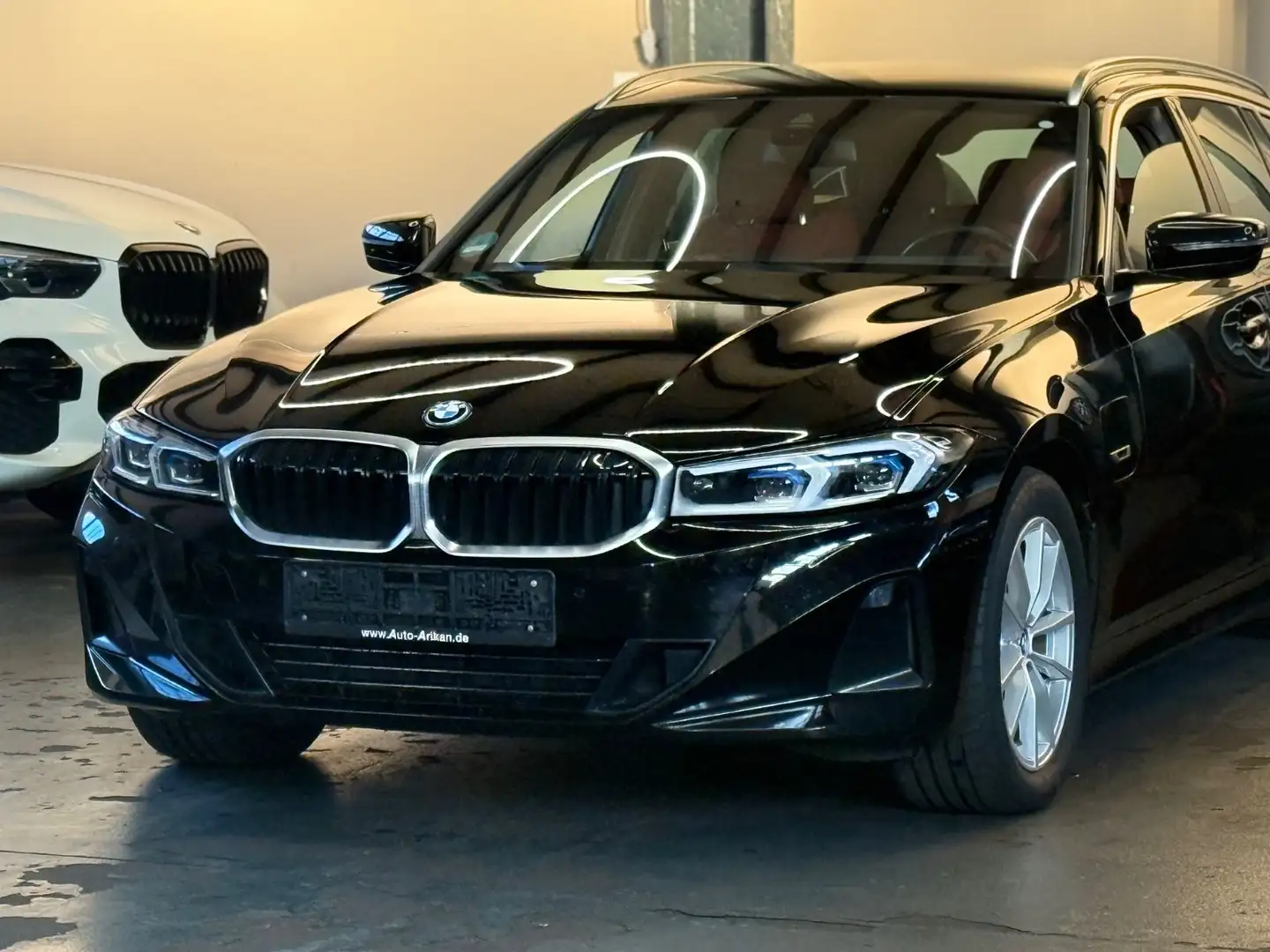 BMW 320 e Touring Live Cockpit Plus/Neues MODEL/Led Negro - 1