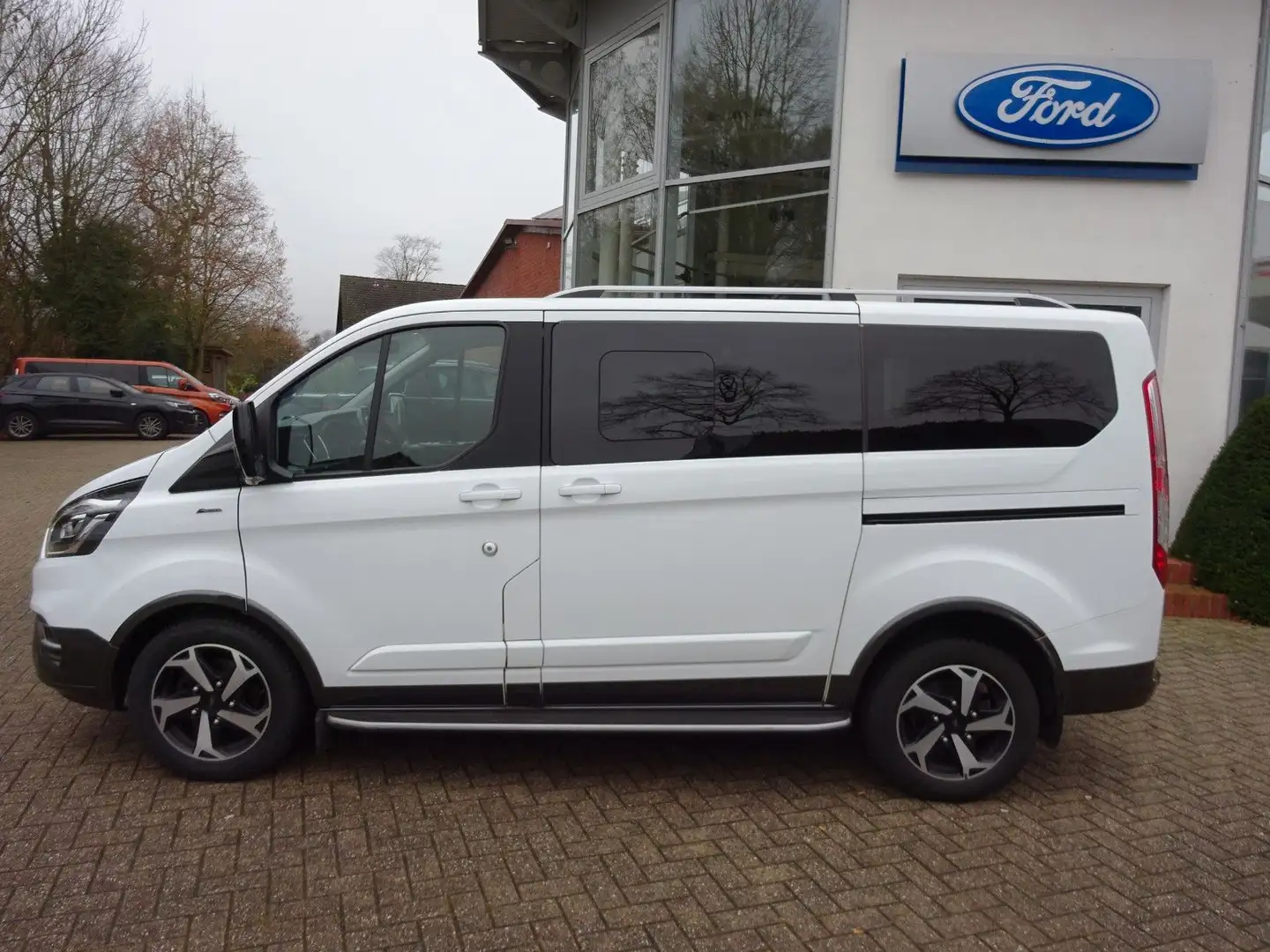 Ford Tourneo Custom Active 2,0l EcoBlue 136KW Xenon Blanc - 2