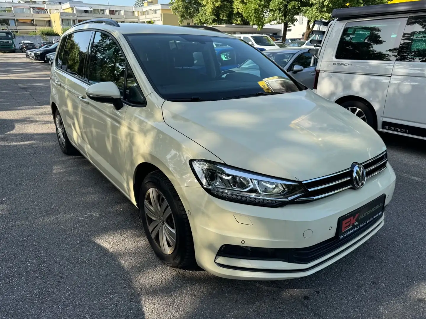 Volkswagen Touran Aut Leder Navi PDC Grau - 1