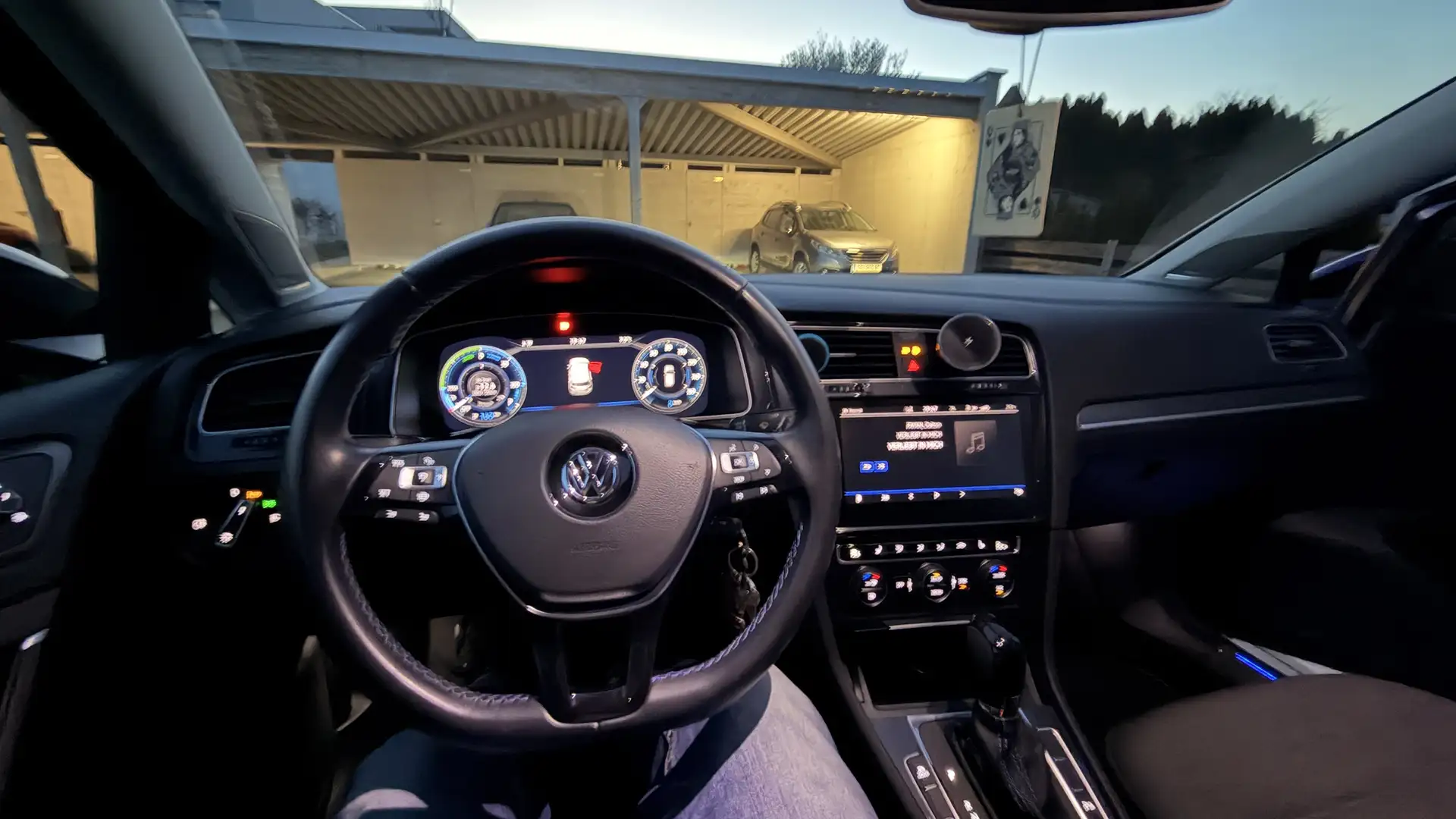 Volkswagen e-Golf 35,8kWh (mit Batterie) - 1