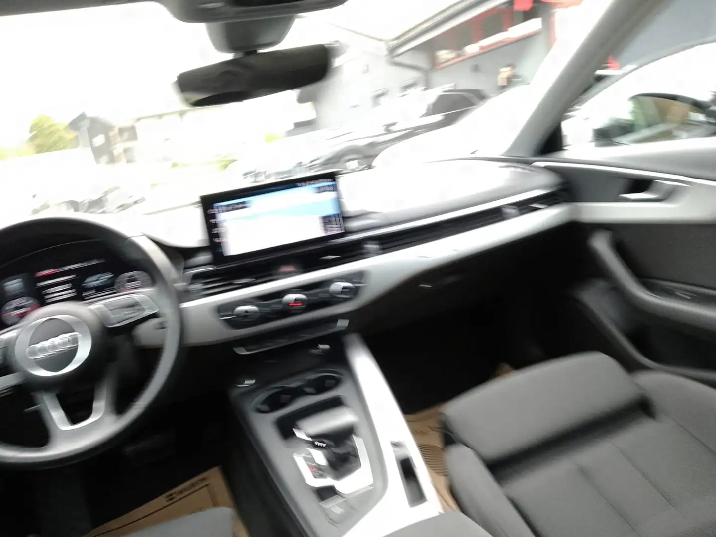 Audi A4 Av Qu ACC,AHK,Frontseibenh.,Virtual Cockp.Rücf Schwarz - 2