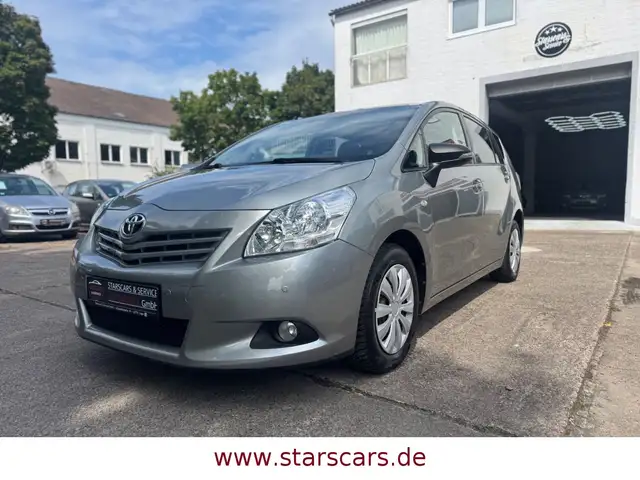 Toyota Verso *1.8-TRAVEL*PANO*NAVI*KAM*7-SITZER*1.HAND*