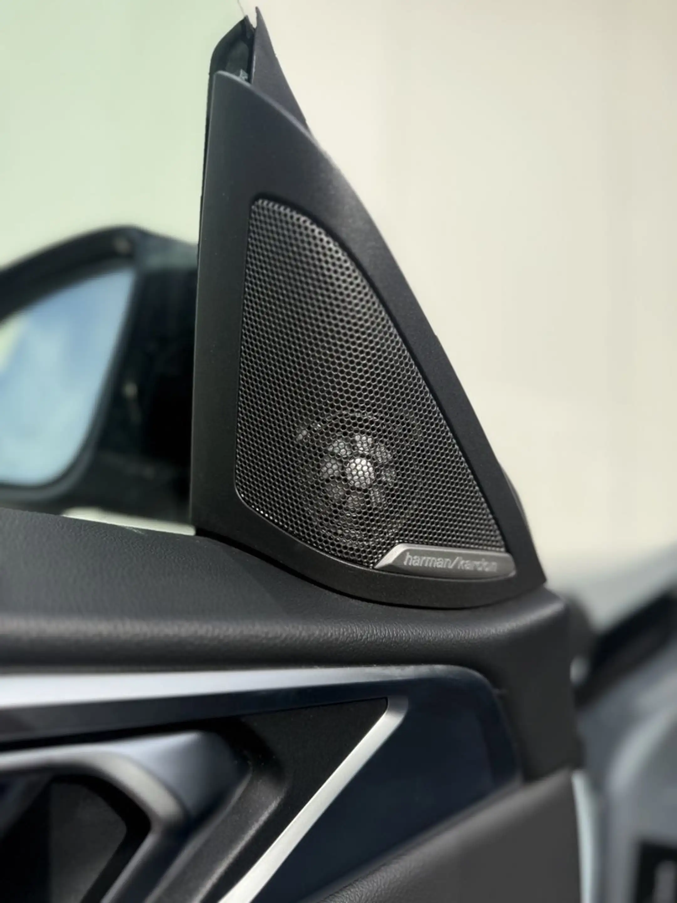 BMW M4 i xDrive Gran Coupé *HUD*RFK*ALCANTARA*LASER — photo 13