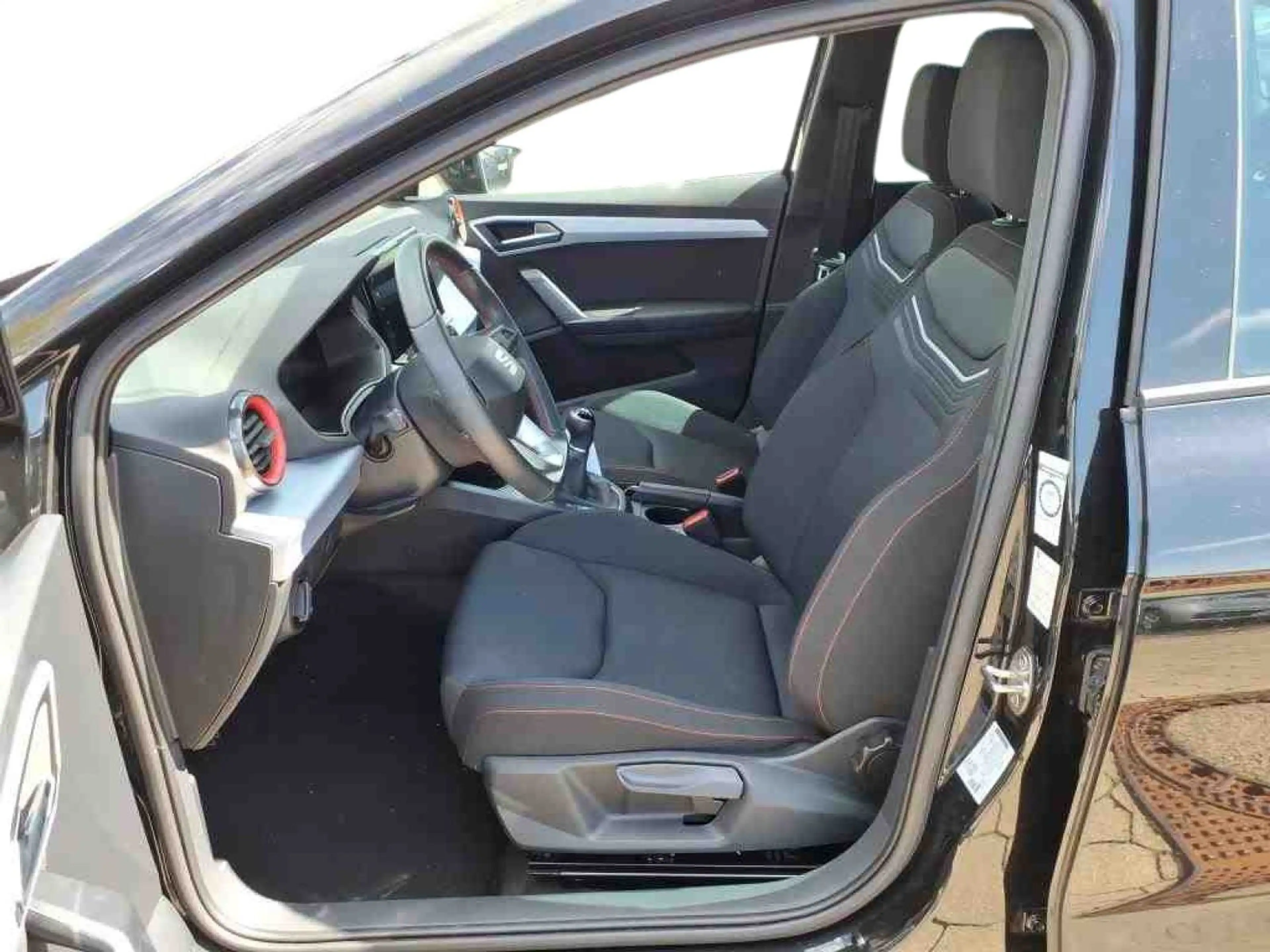 SEAT Ibiza 1.0TSI FR LED ACC CAM Sitzhzg APP Climatr — photo 5