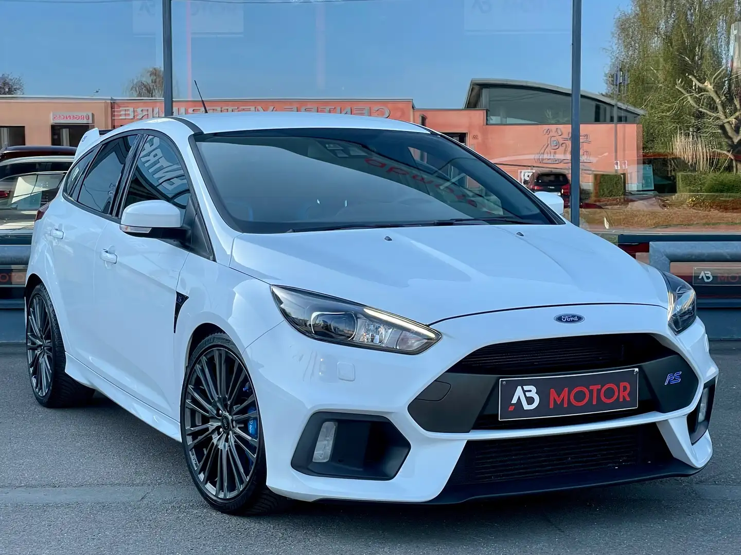 Ford Focus RS 2.3 EcoBoost 4x4 350CV GPS CAMERA LED JA19° Weiß - 1