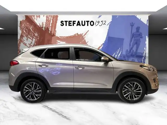 Hyundai Tucson view 3