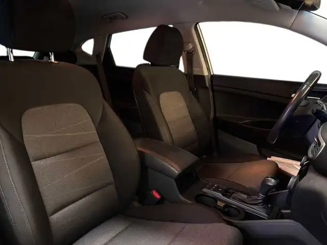 Hyundai Tucson view 16