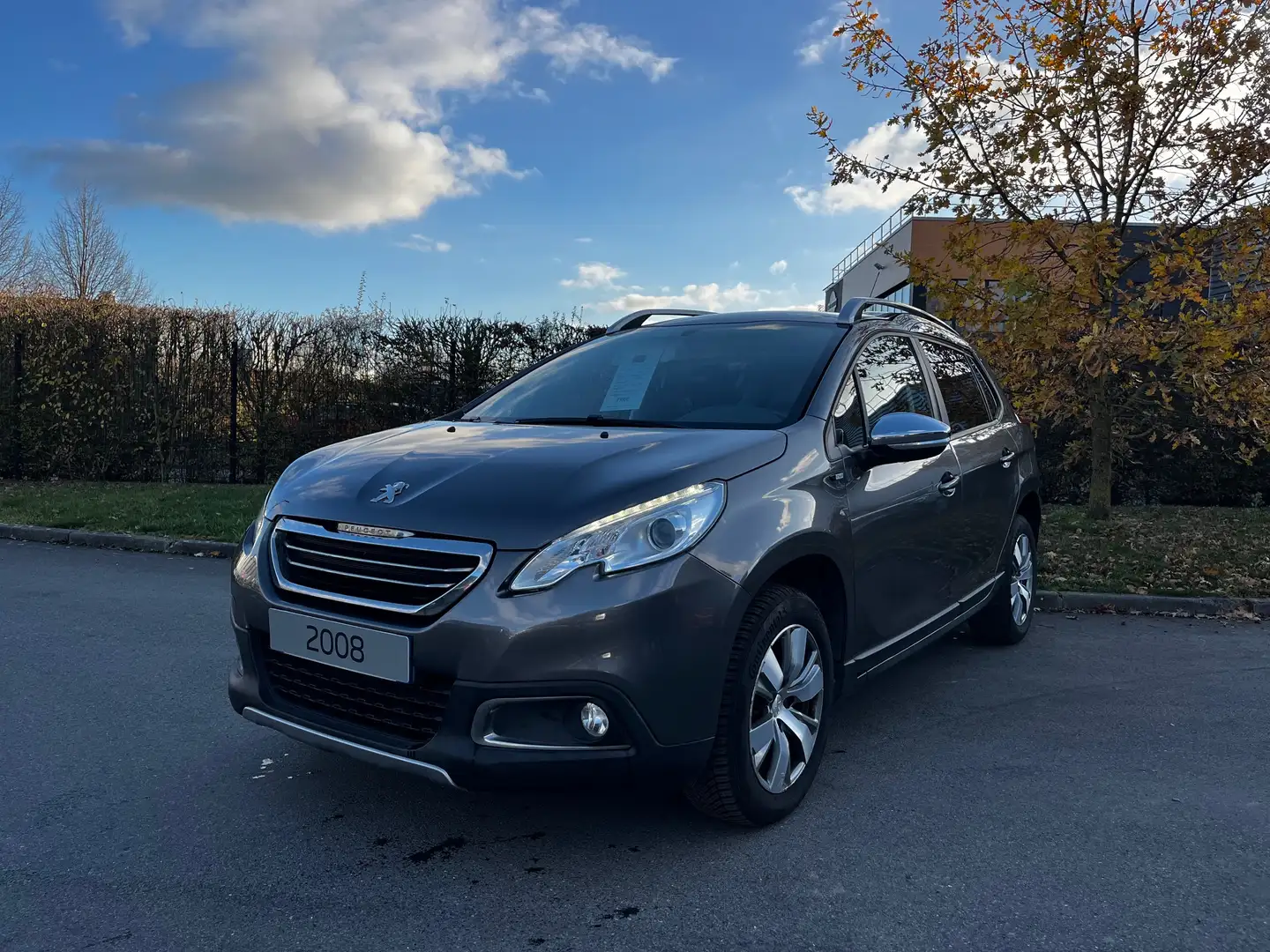 Peugeot 2008 2008 1.6 e-HDi 92ch FAP BVM5 Style Gris - 1
